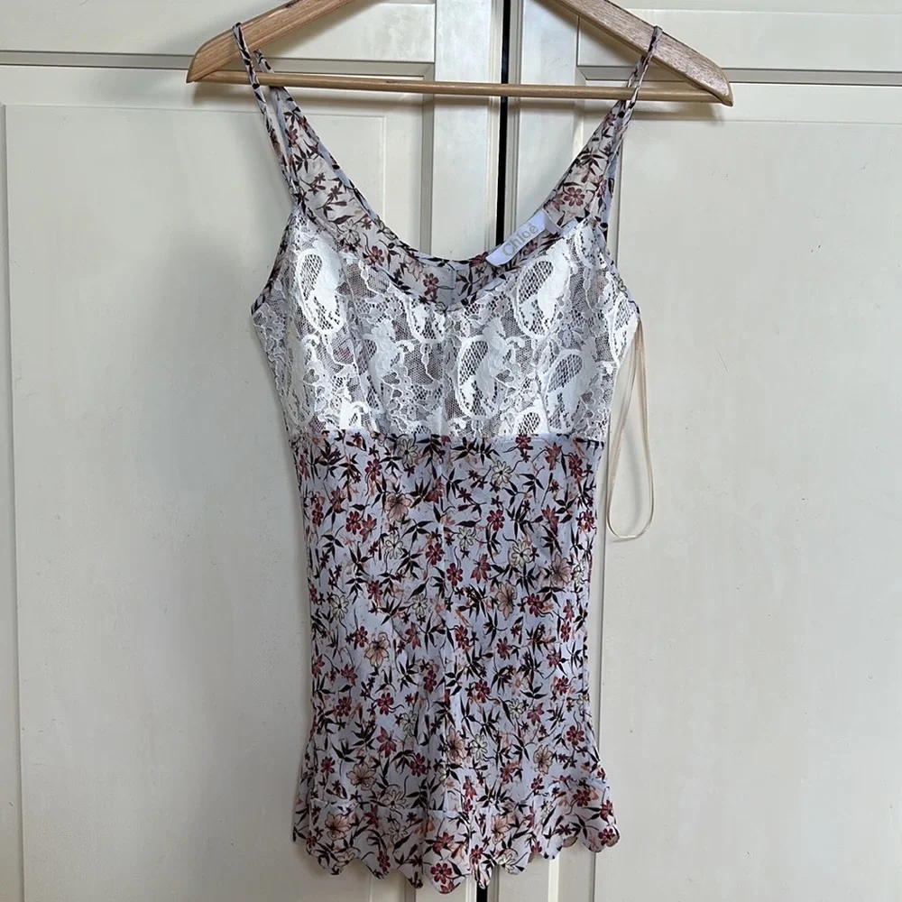 ✨ NWT CHLOE v neck lace bodice cami strap floral print viscose top - Picture 6 of 6